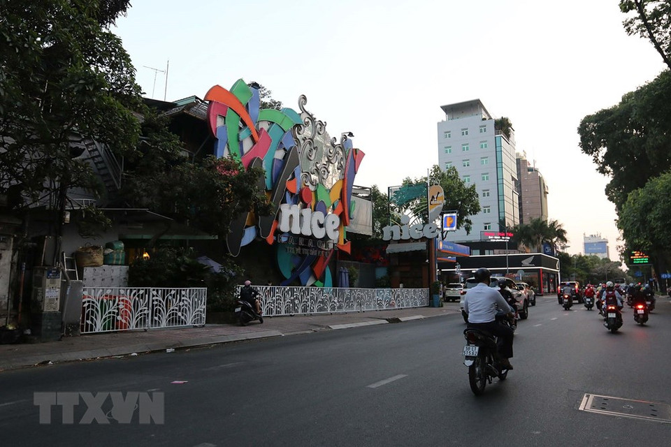 Karaoke en la calle Vo Thi Sau, en el distrito 3, está cerrado. (Foto: VNA)