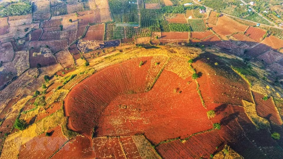 Lago Bien Ho, una famosa atracción turística de la ciudad de Pleiku, cabecera de la provincia central Gia Lai. (Foto: VNA)