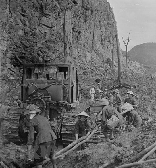 A través de la ruta Ho Chi Minh más de dos millones de combatientes avanzaron hacia el frente del Sur, además de millones de toneladas de armas, alimentos y combustibles fueron transportadas. (Fuente: VNA)