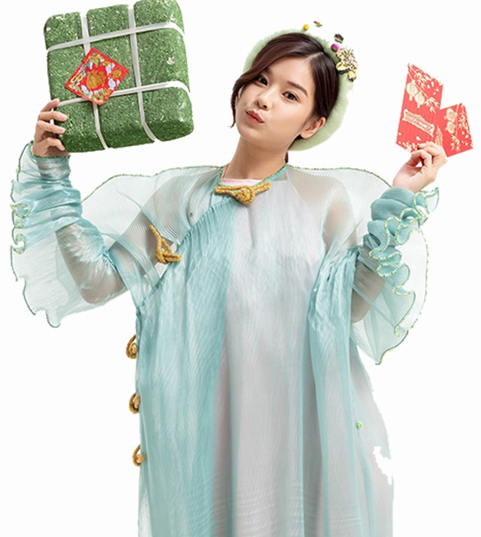 Hoang Yen Chibi en traje tradicional (Foto: CTV/Vietnam+)