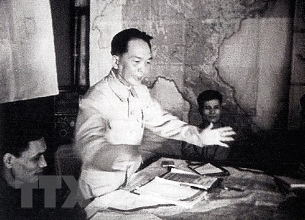 El 13 de marzo de 1954, el comandante en jefe, generalVo Nguyen Giap, ordenó un tiroteo para atacar la fortaleza de Dien Bien Phu. (Foto: VNA)