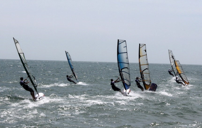 Décimo Torneo Internacional de Windsurfing Vietnam 2009 en ciudad de Phan Thiet (Foto: VNA)