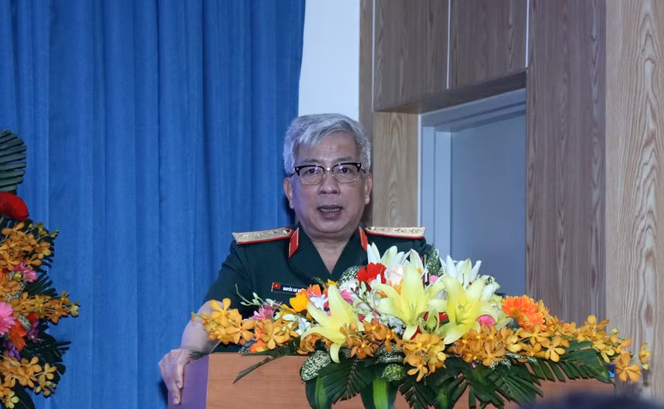 El coronel general Nguyen Chi Vinh, viceministro vietnamita de Defensa, elogió los esfuerzos de las unidades del Ministerio de Defensa, el Departamento de Operaciones de Mantenimiento de la Paz de Vietnam y el Hospital Militar Central 175 en la preparación del hospital de campaña (Foto: VNA)