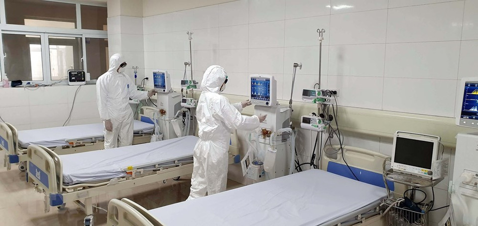 La provincia norteña de Quang Ninh se instaló un hospital en la ciudad de Mong Cai, para poner en cuarentena a las personas procedentes de China que ingresan a Vietnam. (Foto: VNA)