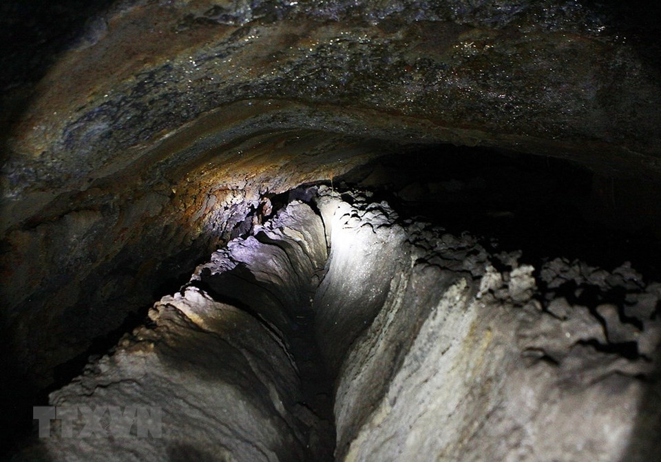 Las actividades volcánicas cubrieron el área con una capa de lava balsática. (Foto: VNA)
