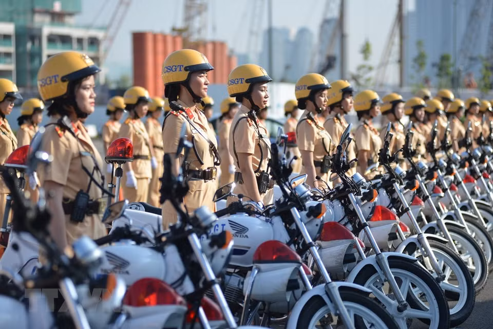 El equipo servirá para acompañar a las delegaciones de alto nivel en los importantes eventos de Ciudad Ho Chi Minh en el futuro.