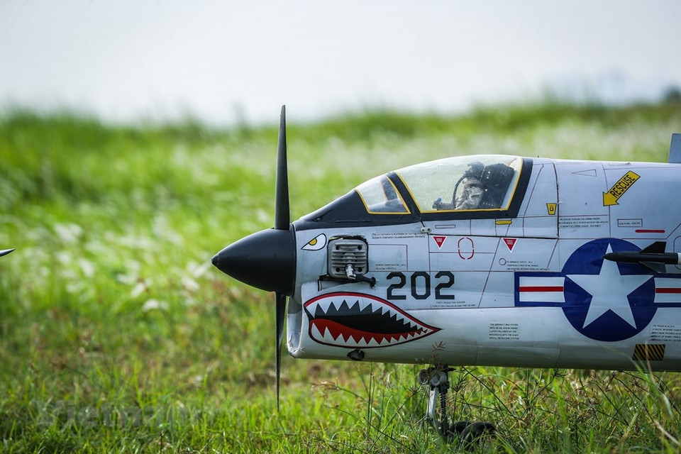 Según Nguyen Dinh Tho, algunas máquinas o accesorios deben importarse del extranjero. (Foto: Vietnam +)