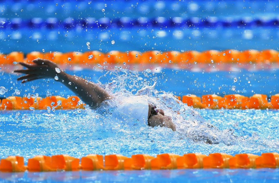 Anh Vien dominó el estilo espalda de 100 metros con una marca de un minuto un segundo y 89 centésimas, rompiendo así el récord establecido de los SEA Games (un minuto dos segundo y 11 centésimas)
