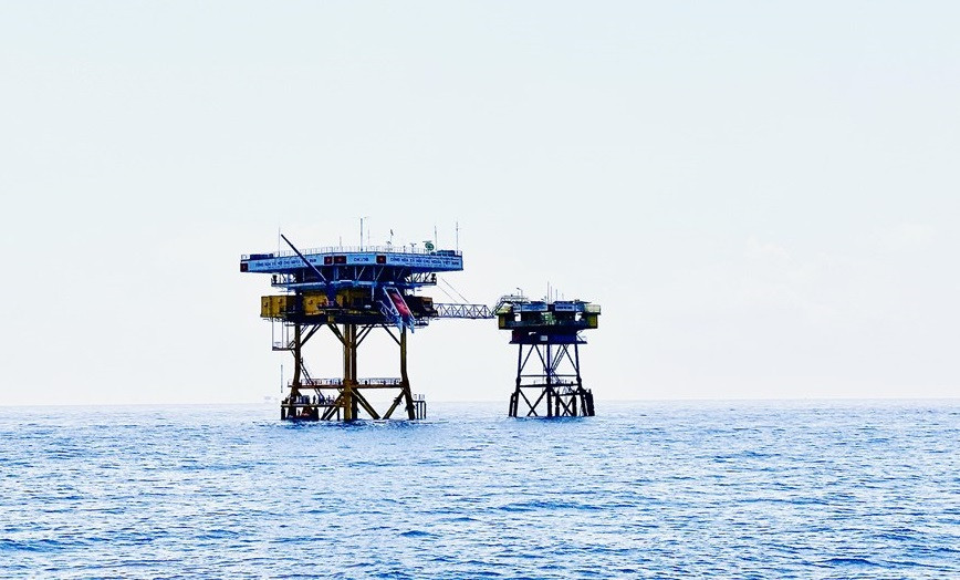 La plataforma DK1/16 se encuentra en en el bajío de Phuc Tan y figura entre las 15 instalaciones de su tipo del Comando de Región Naval 2 (Fuente: Vietnamplus)