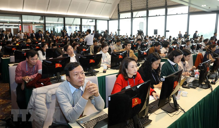 Las instalaciones del Centro de Prensa al servicio del XIII Congreso Nacional del Partido Comunista de Vietnam (PCV) están dotadas de las tecnologías, línea de transmisión y equipos modernos para la prensa nacional y extranjera. (Foto: VNA)