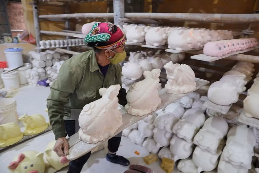 Artículos de cerámica para el año de la rata (Fuente: VNA)
