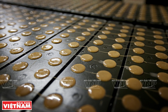 Los caramelos de coco son producidos según tecnología moderna, automatizada y de línea cerrada para garantizar la seguridad e higiene de los alimentos.