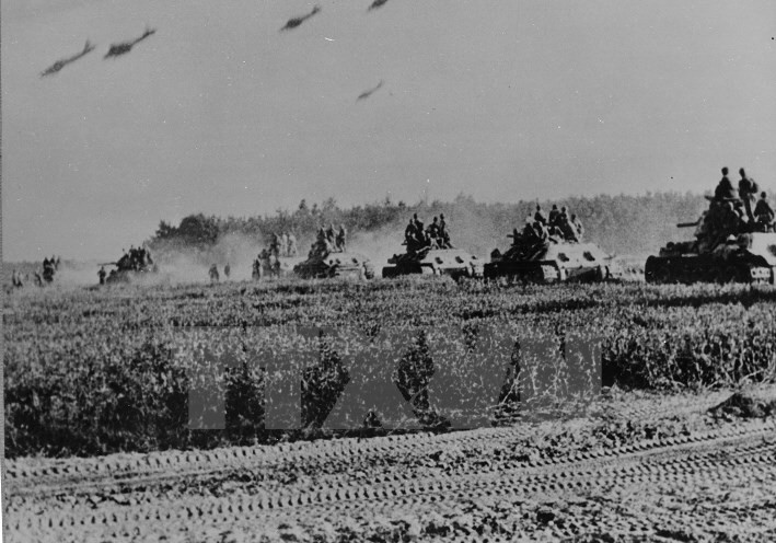 Tanques del Ejército Rojo participaron en la batalla de Kursk (de fecha 07/12/1943) (Foto: Documentación Internacional/ VNA)