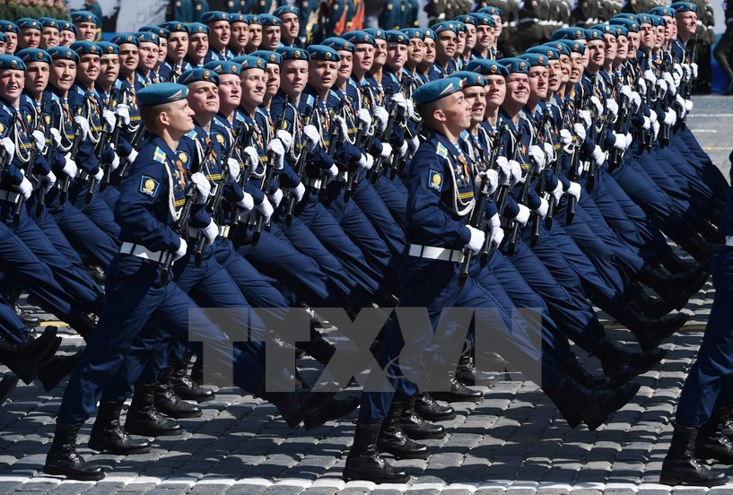 Desfile militar celebra 70 años de Día de la Victoria (9/5/1945-9 / 5/2015). (Foto: Documentación Internacional/VNA)
