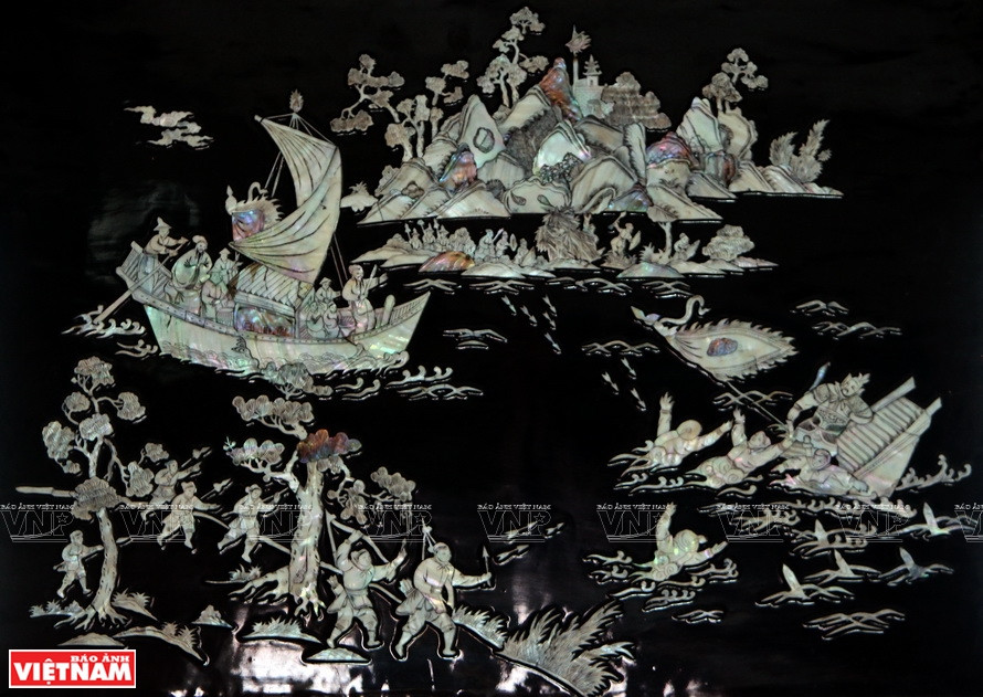 Pintura en mosaico sobre el rey Ngo Quyen que derrotó al ejército Han del Sur (Fuente: VNA)