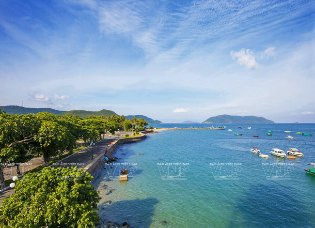 El distrito isleño de Con Dao, en la provincia de Ba Ria-Vung Tau, consiste en 16 islas e islotes, y se localiza en la zona meridional del Mar del Este (Fuente: VNA)