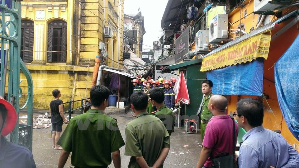 Socorristas en el escenario (Fuente: VNA)