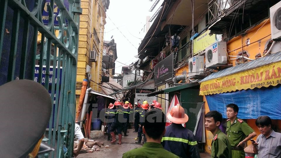 Socorristas en el escenario (Fuente: VNA)