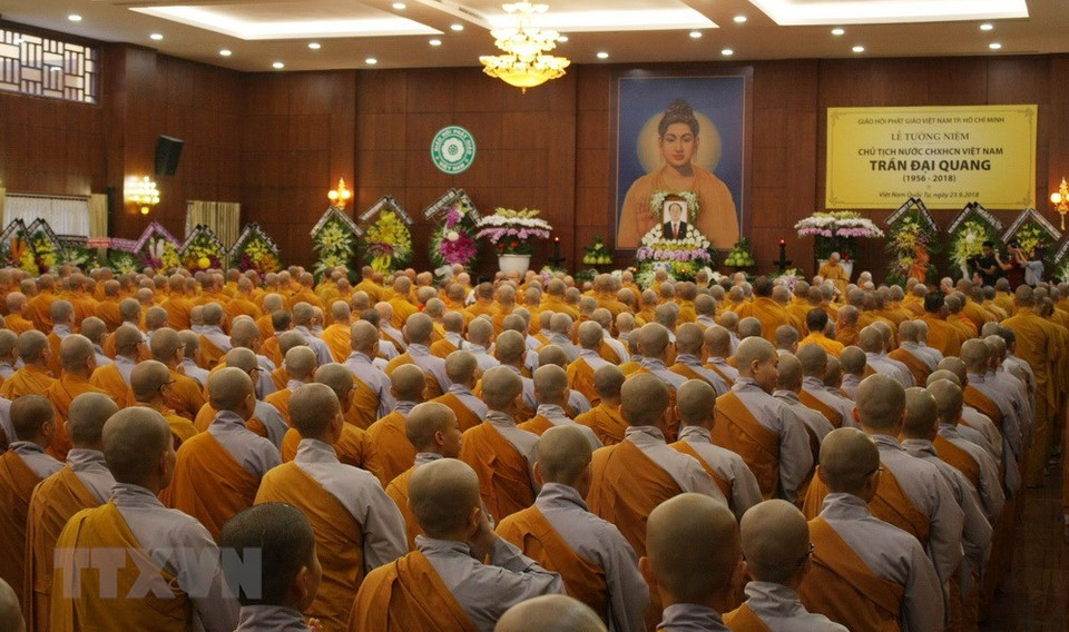 La ceremonia contó con la asistencia del venerable Thich Tri Quang, presidente del Consejo Ejecutivo de la Sangha Budista de Vietnam en Ciudad Ho Chi Minh. (Foto: VNA)