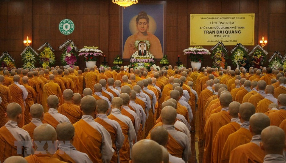 Más de 500 monjes y seguidores budistas asistieron al evento. (Foto: VNA)