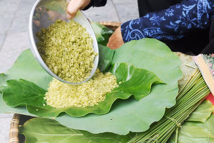 El Com (arroz glutinoso tierno) de Hanoi (Fuente: dacsancom.com)