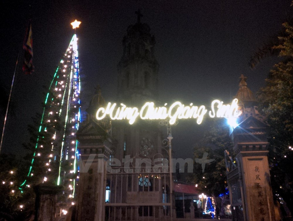 La Iglesia Phung Khoang, construida en 1910 (Fuente: VNA)