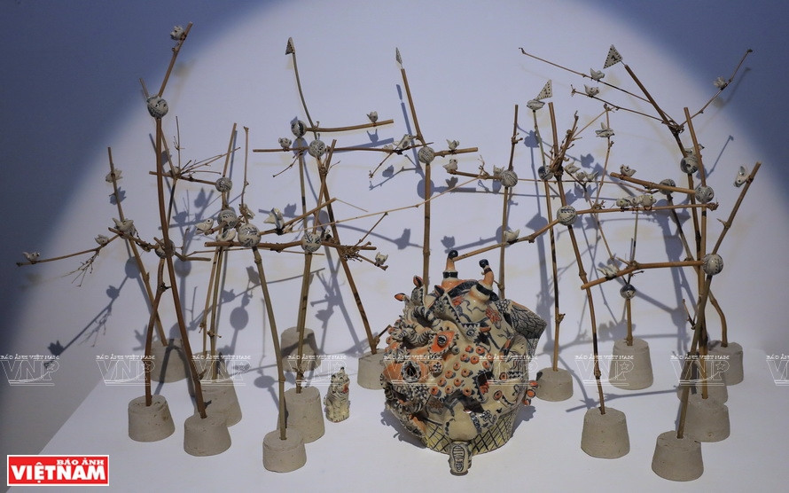 Obra exhibida en el muestrario "Loong Koong" (Foto: VNA)