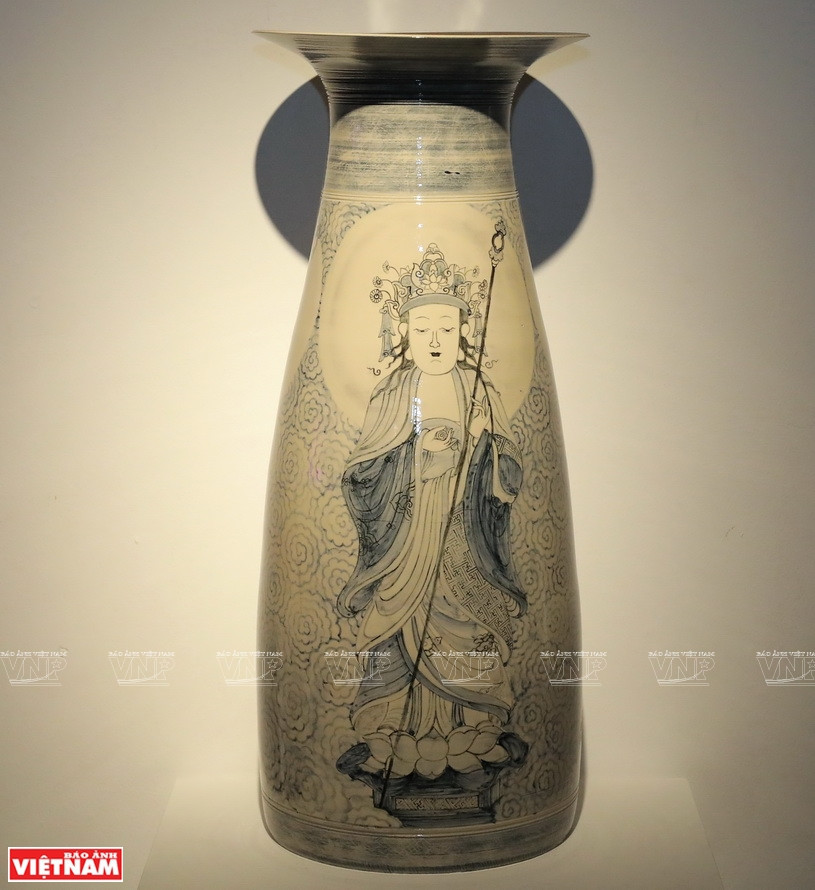 Obra exhibida en el muestrario "Loong Koong" (Foto: VNA)