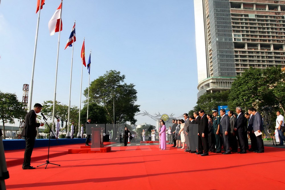 La ceremonia de izamiento de banderas en Ciudad Ho Chi Minh (Fuente: VNA)