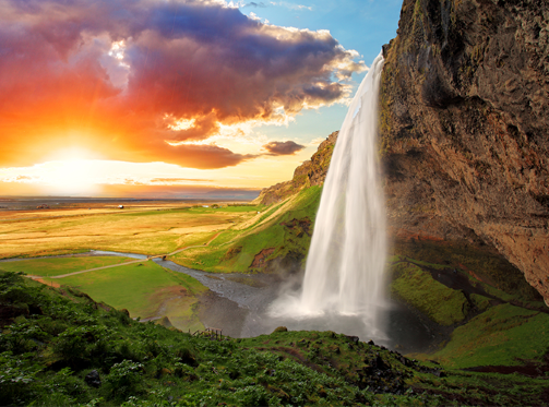 La cascada Seljalandsfoss en Islandia (Fuente: Getty)