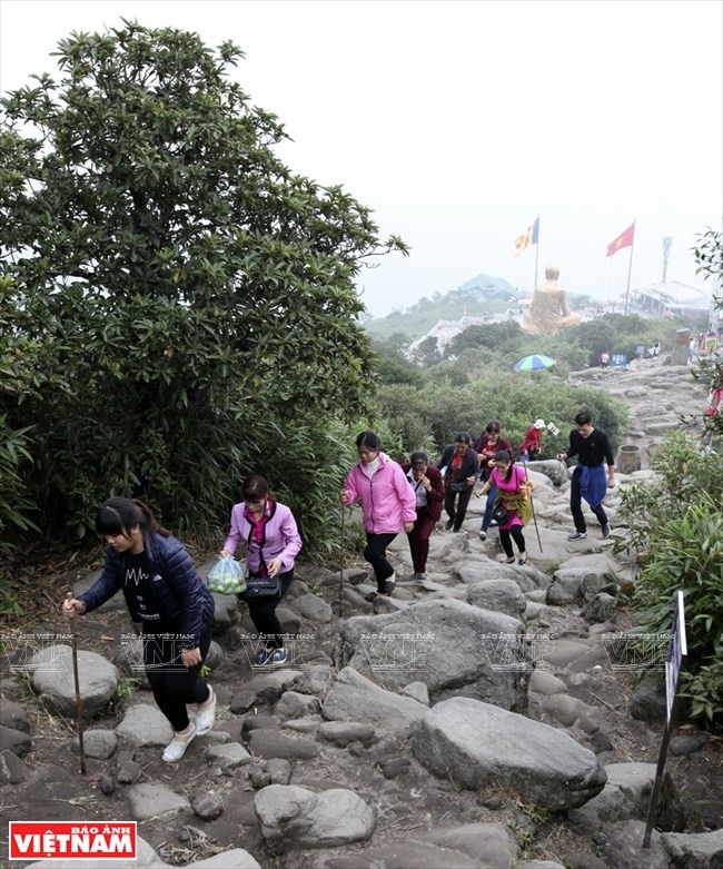 Visitantes en el festival Yen Tu (Fuente: VNA)