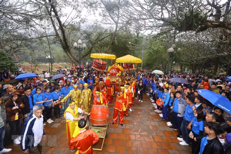 El Templo del Santo Giong se localiza en el distrito suburbano de Soc Son, Hanoi (Fuente: VNA) 