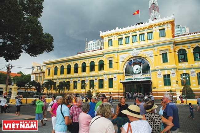 La Oficia de Correos, una de las famosas construcciones francesas de Ciudad Ho Chi Minh.