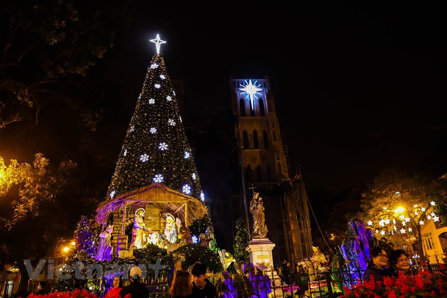 La Navidad se ha convertido desde hace tiempo en una festividad jubilosa del mundo en general y de Vietnam en particular. (Foto VNA)