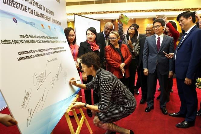Acto de lanzamiento del Movimiento Mundial para el Fomento de la Nutrición en Vietnam, organizado conjuntamente por el Ministerio de Salud y el Fondo de las Naciones Unidas para la Infancia (Foto: VNA)