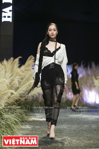 Colores neutros con materiales ligeros del diseñador Ha Duy (Fuente: Revista Vietnam)