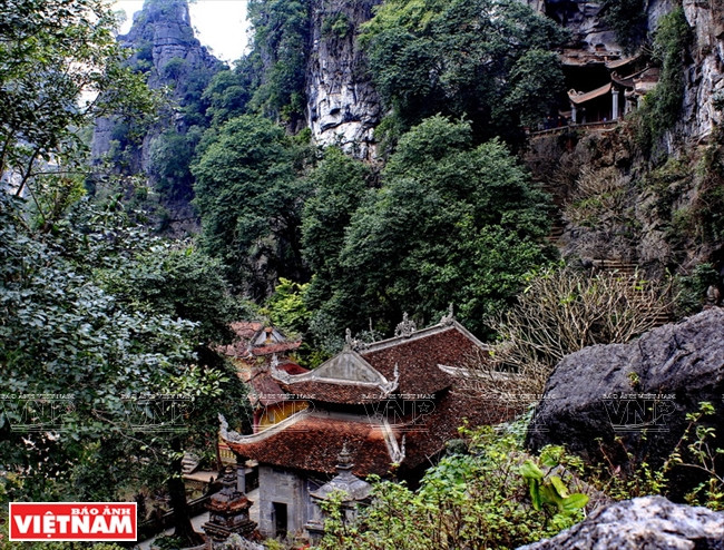 La pagoda incluye tres partes, llamadas la Arriba, la Mediana y la Baja (Fuente: VNA)