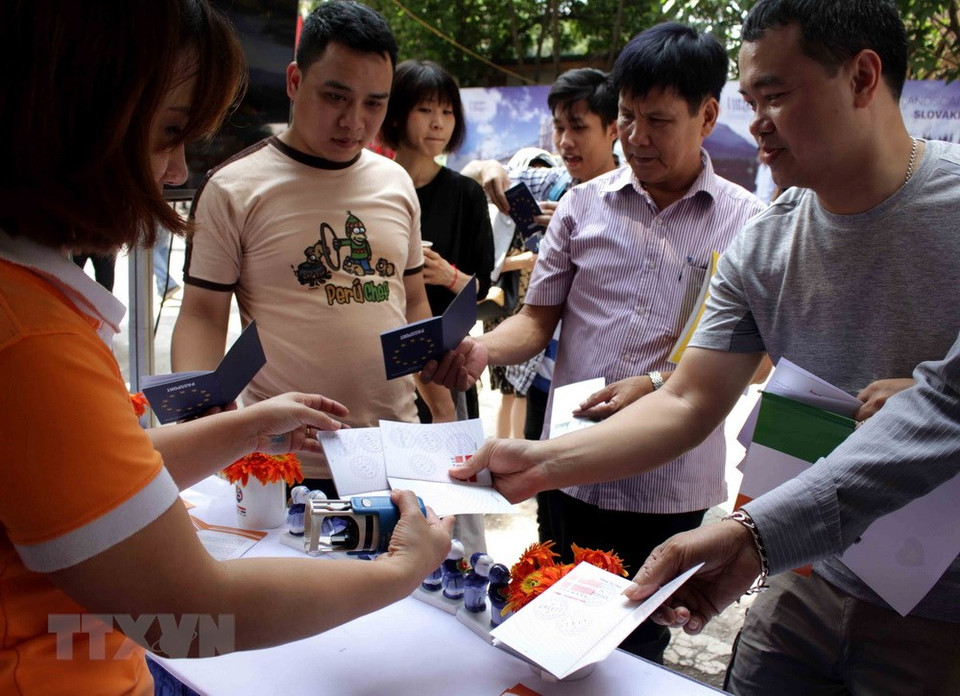 Los visitantes pueden tener sus ´pasaportes´ sellados como si viajaran países europeos (Fuente: VNA) 