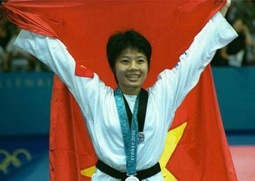 La taekwondista Tran Hieu Ngan obtuvo la medalla de plata por primera vez para el país en los Juegos Olímpicos de Sídney 2000 (Fuente: VNA)