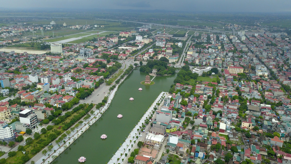 Vista de la ciudad de Ninh Binh que se moderniza cada vez más (Fuente: VNA)