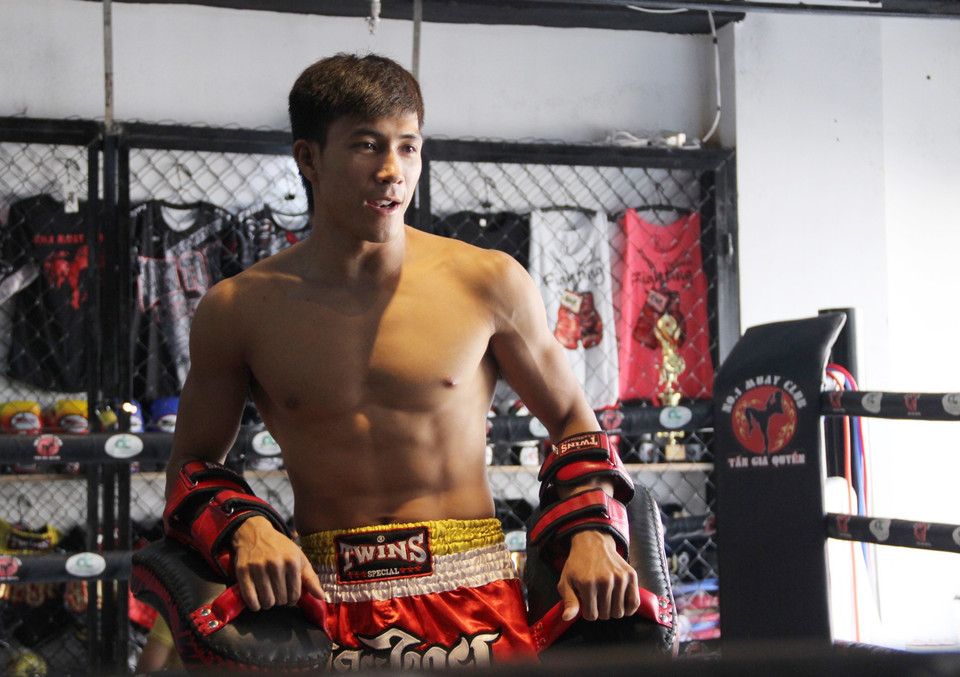 El luchador de muay thai Nguyen Tran Duy Nhat obtuvo el triunfo en siete campeonatos mundiales de clase semiprofesional (Fuente: VNA)