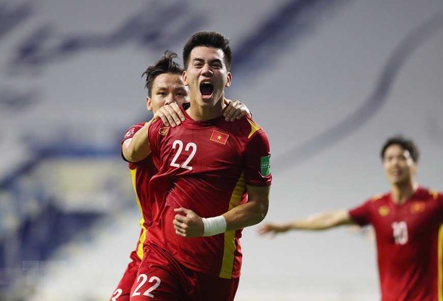 Tien Linh celebra el primer gol de Vietnam. (Foto: VNA)