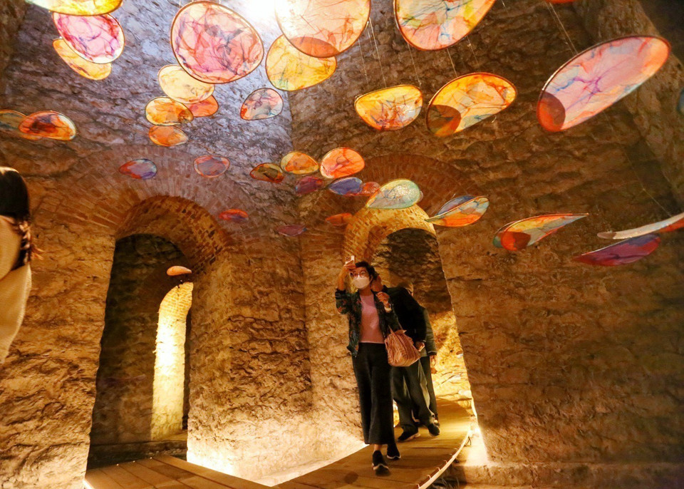Visitantes en la torre de agua Hang Dau. (Fuente:VNA)