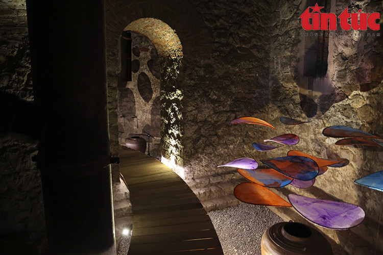 La estructura interna de la torre de agua Hang Dau incluye 12 compartimentos: ocho grandes en el exterior y cuatro más pequeños en el interior. (Fuente:VNA)