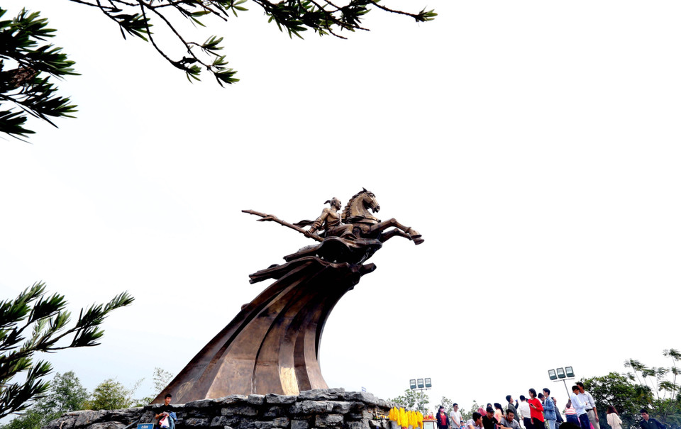 Festival que honra al Santo Giong en el templo de Soc en el distrito de Soc Son, Ha Noi (Fuente: VNA)