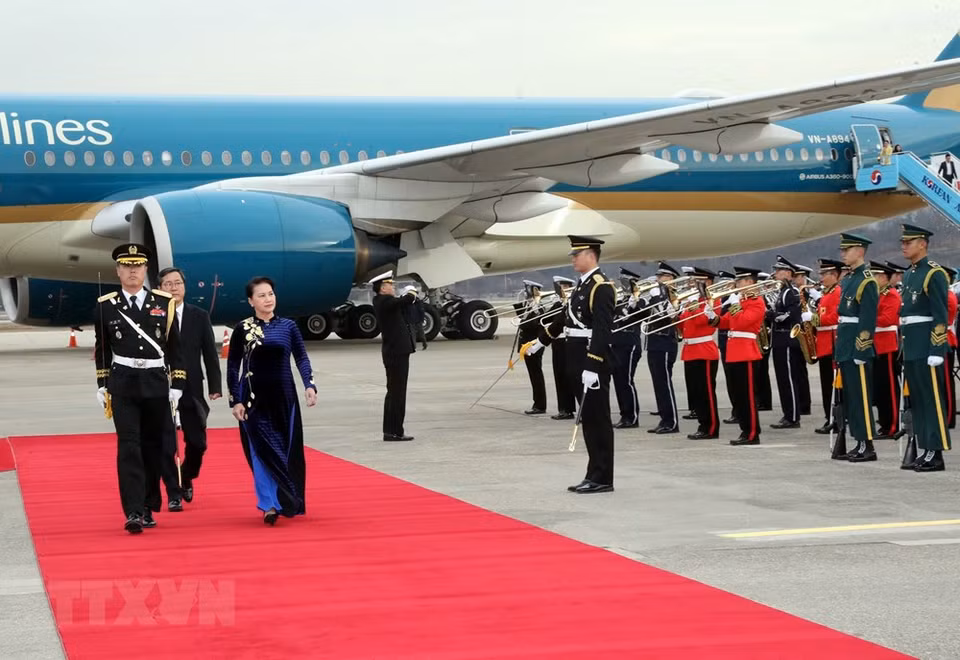 Nguyen Thi Kim Ngan llegó al aeropuerto Seongnam en Seúl (Fuente: VNA)