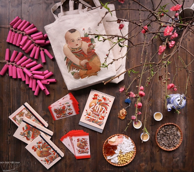 Las obras folclóricas del pintor NguyenXuan Lam han sido reproducidas en productos diarios.(Fuente: VNA)