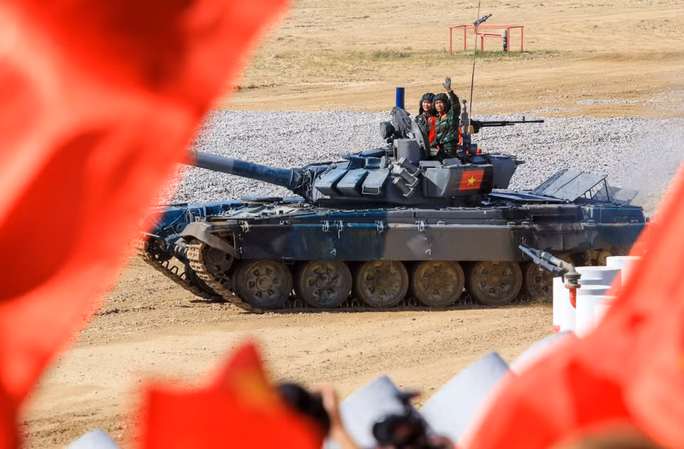 La tripulación 1 del equipo de tanque completó la prueba con un tiempo de 34 minutos 53 segundos. (Foto: VNA)