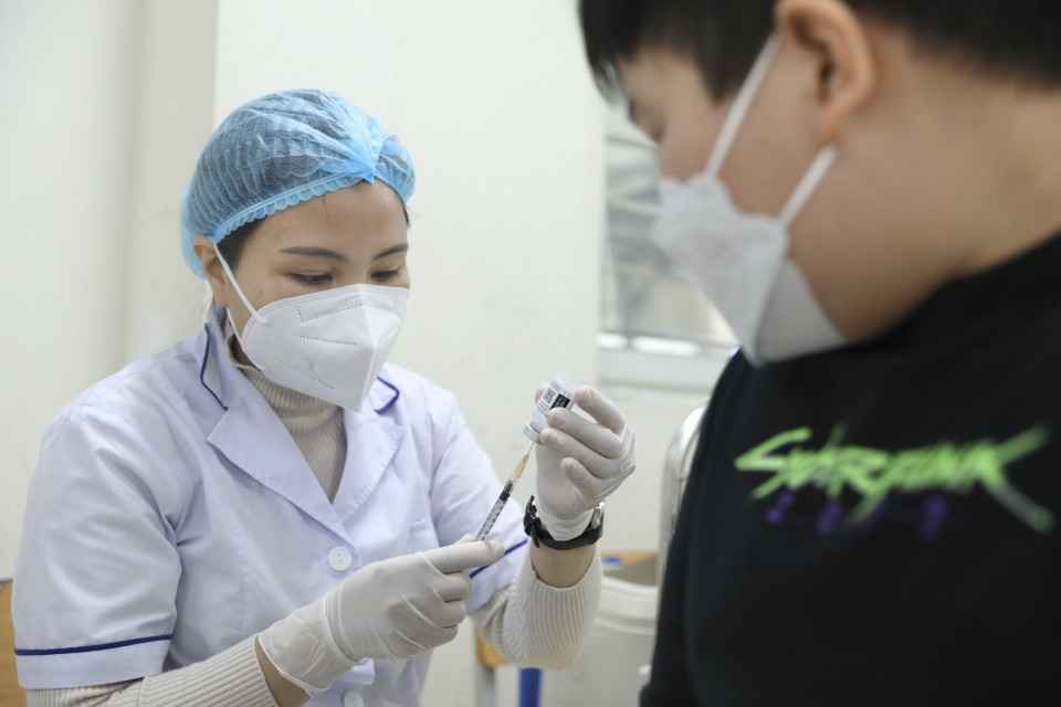 La vacuna aplicada a los escolares es Moderna con dosis de 0,25 mil. Foto: VNA