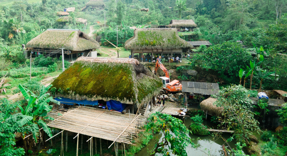 Con un clima fresco durante todo el año, el pueblo de Xa Phin a menudo está cubierto de niebla con alta humedad acompañada de llovizna.